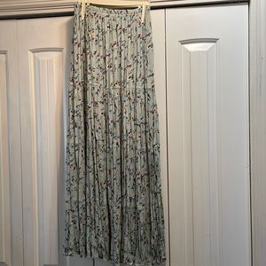 Vintage 90’s broomstick skirt and denim vest set.